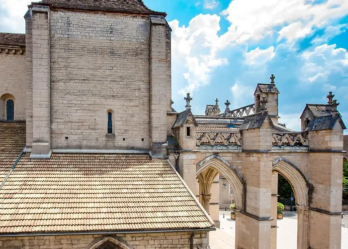 Les Vignes Blanches * Beaune (Cote d'Or)