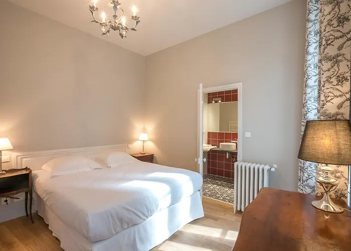 Les Vignes Blanches * Beaune (Cote d'Or)